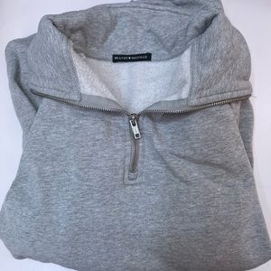 Brandy melville sweatshirt